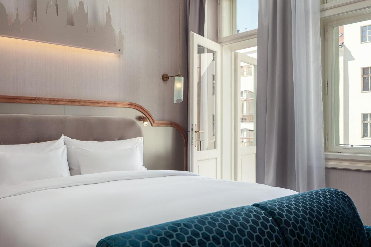 Allure Hotel & Residence Прага Экстерьер фото